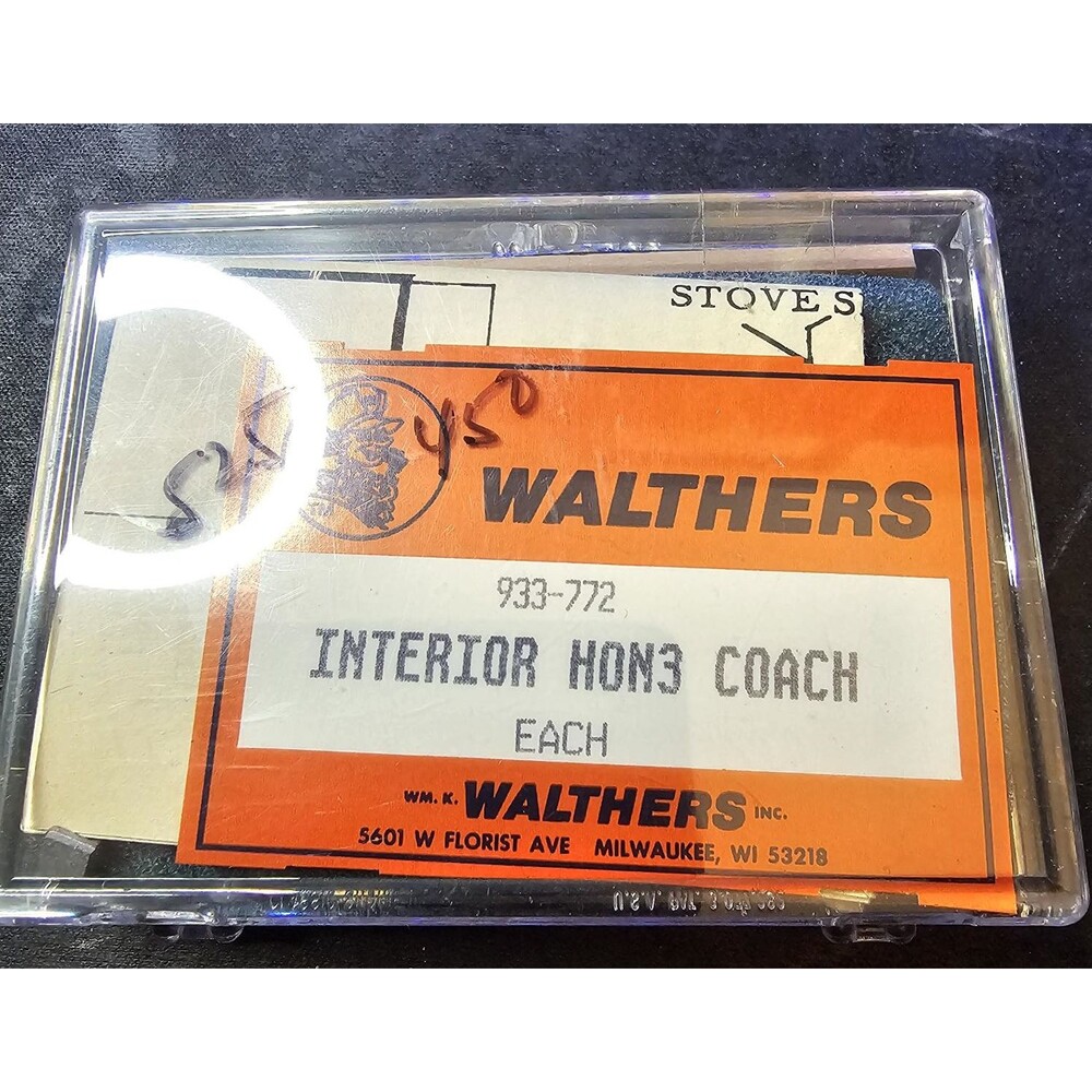 Walthers Interior HOn3 Coach 933-772